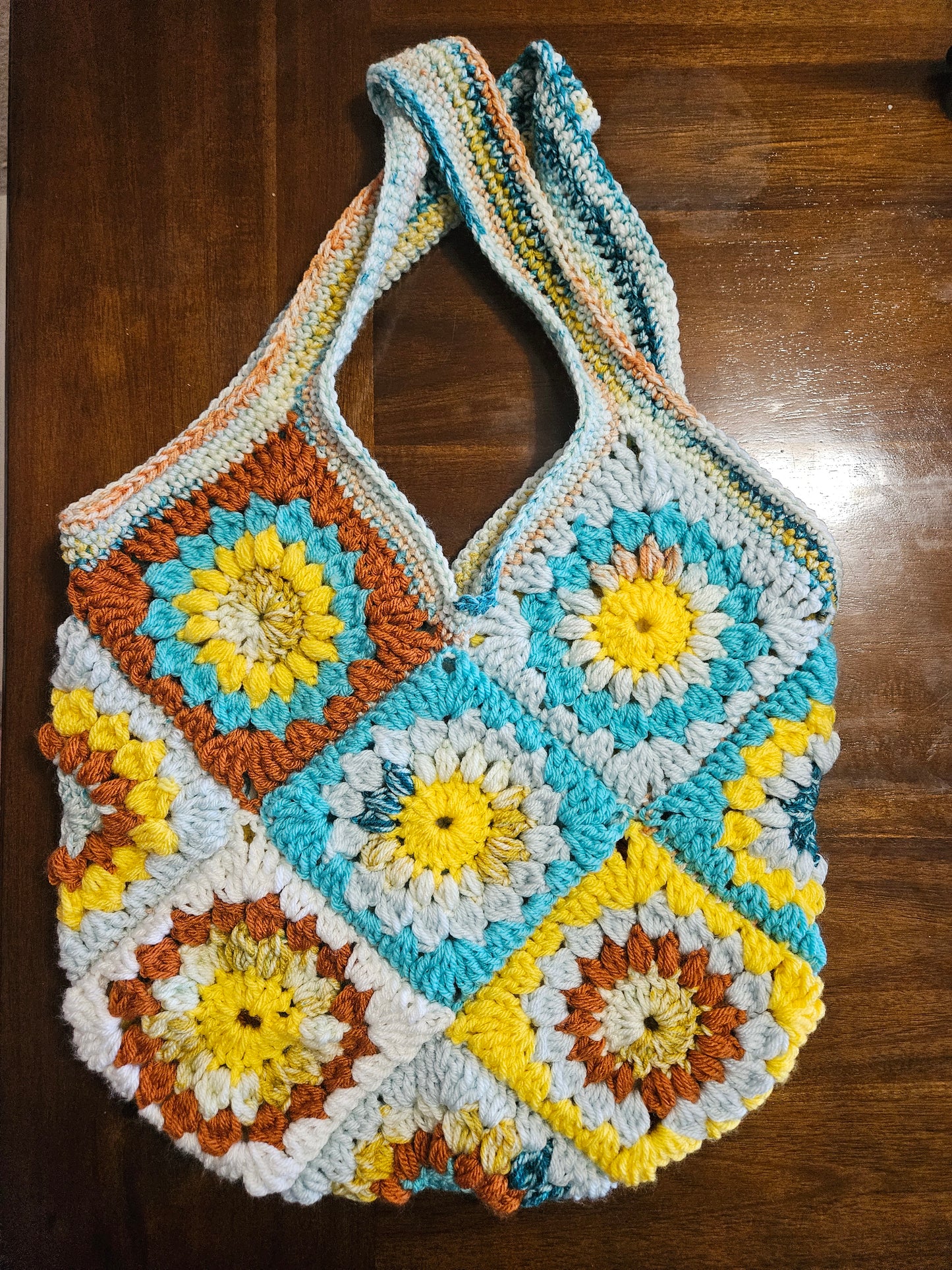 Granny Square Sunburst Crochet Purse